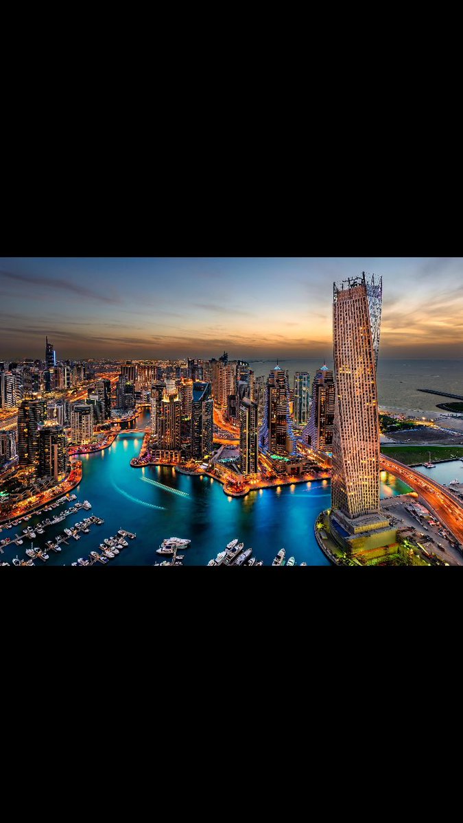 articlyco's tweet photo. Look at how insane Dubai is! #Luxury https://t.co/3KowX02HdI https://t.co/VtJe0JyJMC