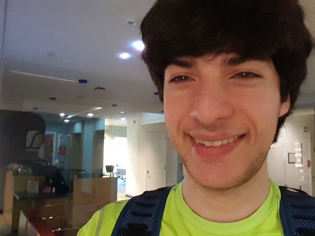 Zander @ APT tweet media