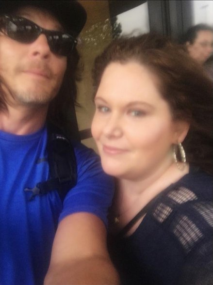 ennoia3's tweet photo. #WispyRaisedEyebrowsReedus RT@Jennifer1026x This happened. One of the nicest people you will ever meet #normanreedus https://t.co/74UpOSR8rb