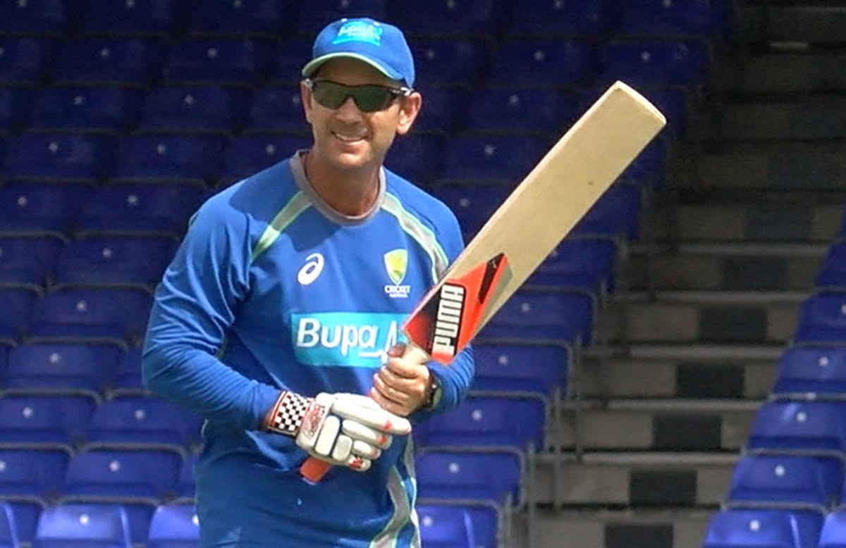 "I'd love another crack" cricket.com.au/news/justin-la…