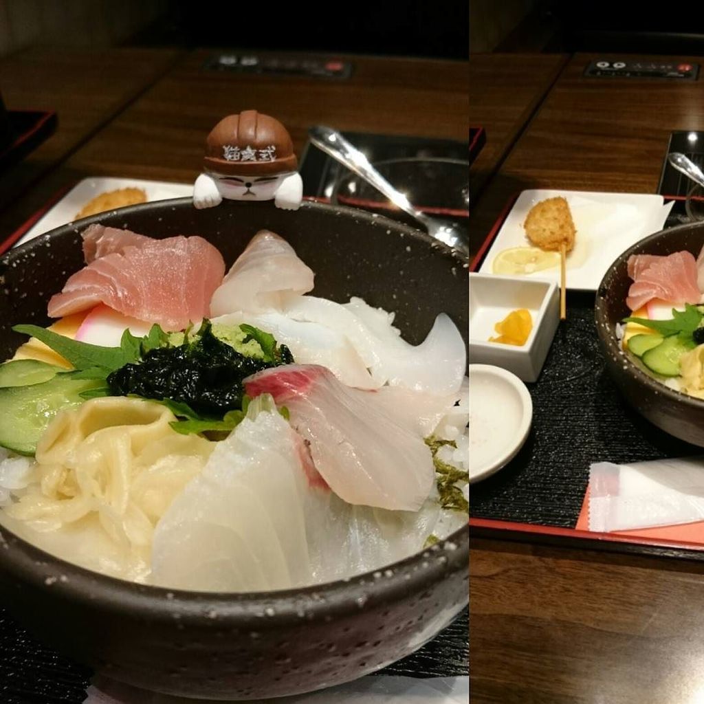 ポー大佐 Colonel Poo 公式 クンクン 淡路島と喰らえ 銀座店 ランチであります 新鮮な魚の海鮮丼 淡路島料理店なのだ ねこ 徳島県 銀座 スタンプ ネコ 淡路島 ランチ 海鮮丼 T Co Qd5gelyjzw T Co Nnht5o6vjb Twitter