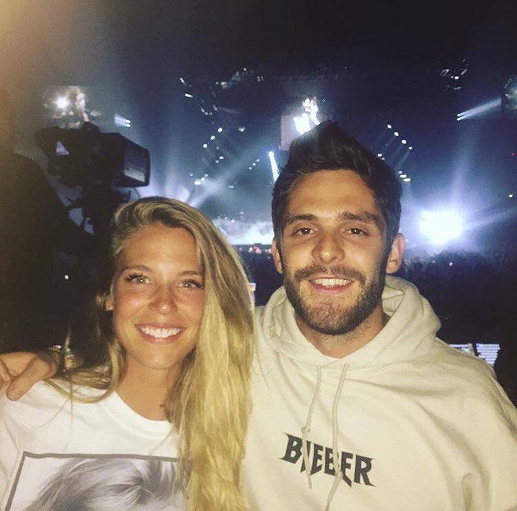ThomasRhett's tweet photo. #Bieber https://t.co/9KMxLRoCvK