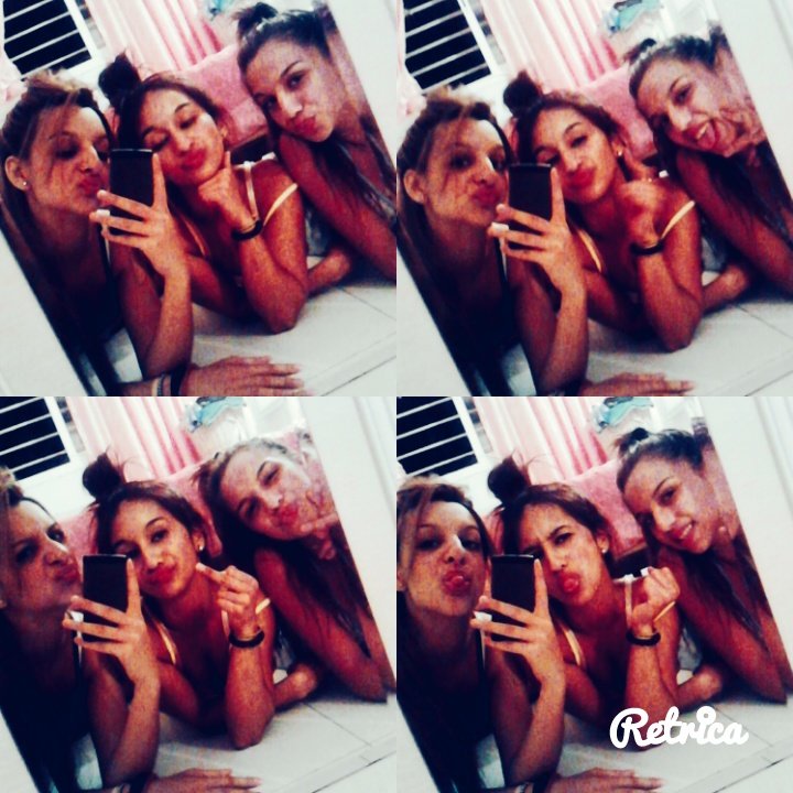 Moritauseras's tweet photo. #nochedeprimis #lasamo  
#LasMujeresNoCallamos https://t.co/oczRBJyh6Y