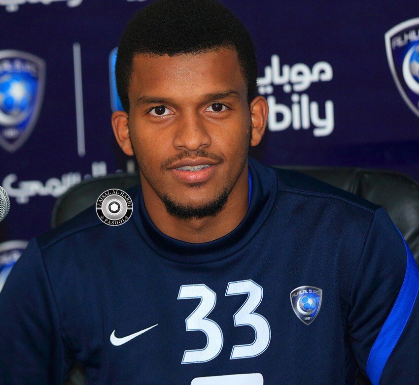 الجزيرة | تترقب إدارة نادي #الهلال موقف نظيرتها في الشباب من حسم أمر تمديد إعارة المدافع سلطان الدعيع .