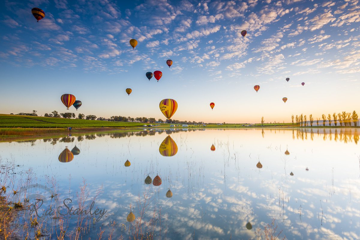 NewSouthWales's tweet photo. Our featured photographer Richard Stanley captures incredible landscapes in #NewSouthWales. https://t.co/2ZOf2bAWl6 https://t.co/8xaEz9pGE1