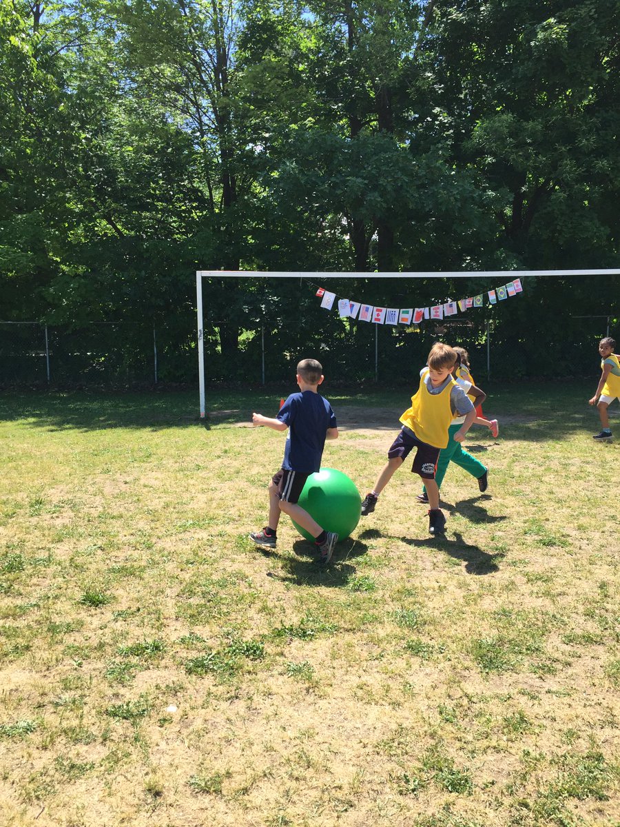 BayPrincipal's tweet photo. Primary Play Day - water torch relays and our own version of Olympic soccer. So much fun! https://t.co/nEXeNVsgeg