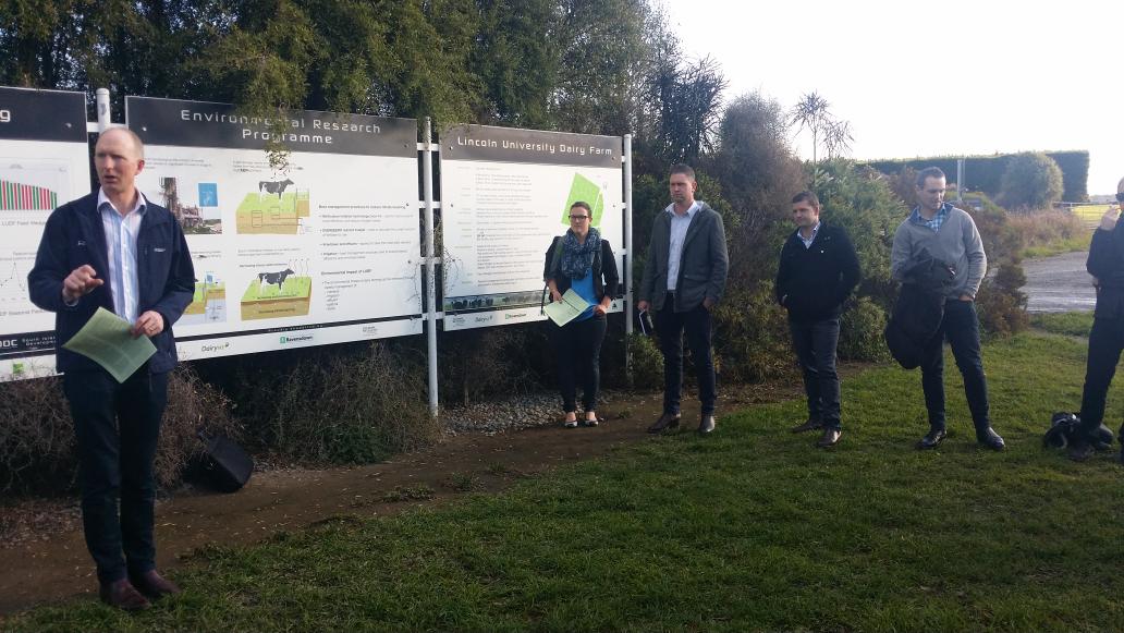 BakerRachie's tweet photo. @Kelloggleaders #Kellogg33 @SIDDC_NZ Showing the way in commercial dairy, where is the North Island equivalent? https://t.co/1LTUPCdxGV