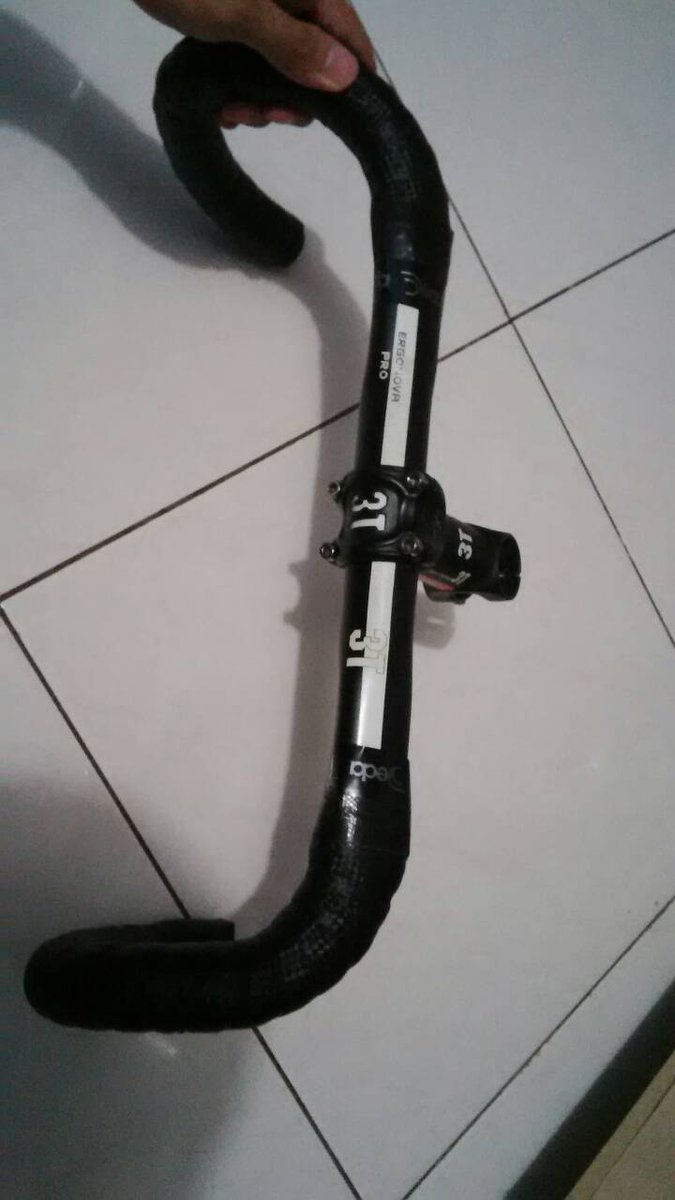 prolapcycling's tweet photo. Wts barset 3T ergonova bartape deda carbon stem 3T arx team good cond line adrynh #fnfjb #fpjb #rbjb @MegaBikeshop https://t.co/EkBxzUCSEU