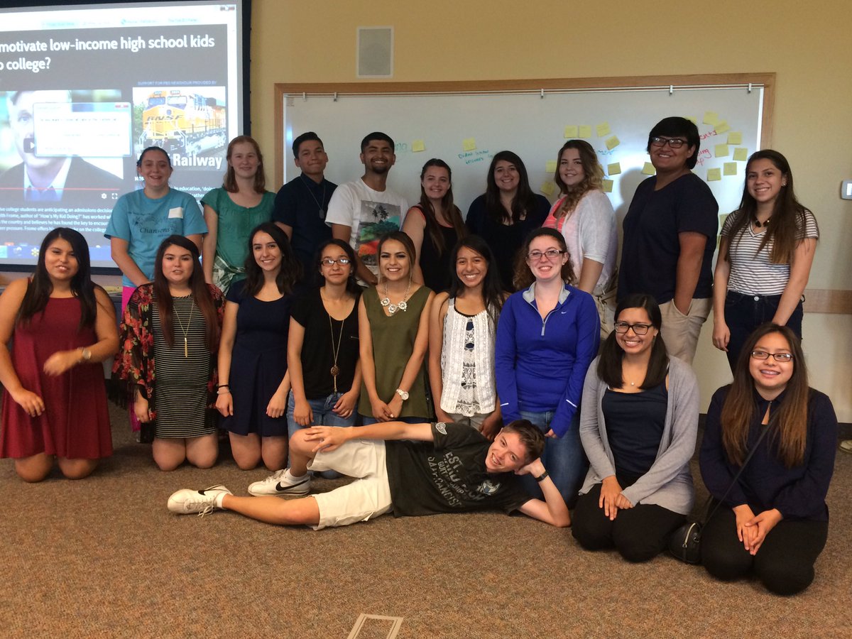 WWHS_GEARUP's tweet photo. WAHI GEAR UP Peer Mentors party at year end celebration #icebreakersrule #GEARUPworks #reflectiontime #GEARUPworks https://t.co/XlEEEgIa7B