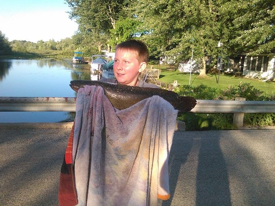 _ScootersFoLife's tweet photo. Went to Long Lake an guess what i cought a massive dogfish #unexpected https://t.co/6Vw1fhMulI