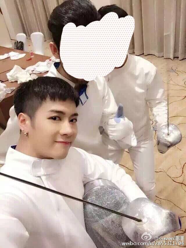 mmgh__'s tweet photo. หล่อจัง พ่อนักกีฬาฟันดาบเหรียญทอง 😭😭💕💕💕 https://t.co/cwzUt8pKAx