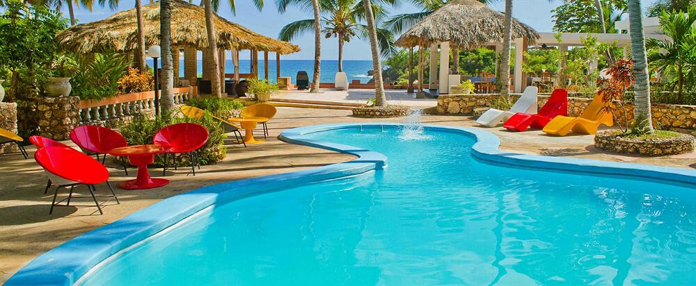 yourhaitiguy's tweet photo. Life is too short to have regrets, let's enjoy it with #yourhaitiguy in #Haiti https://t.co/GN5VCApntL