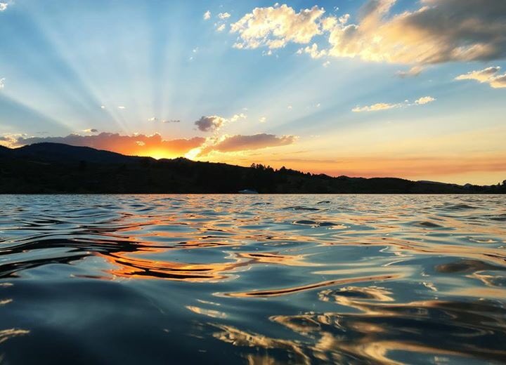 ColoradoStateU's tweet photo. Horsetooth at #sunset = magical ✨ https://t.co/b5eLhmhZbJ