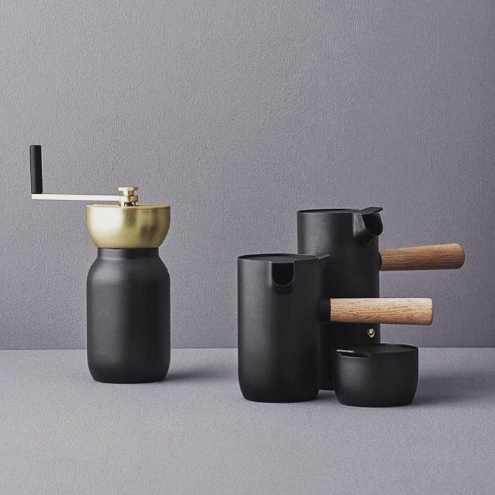 Stackhousebrew's tweet photo. We're loving the clean look of this beautifully designed home coffee setup. ☕️🌎🚀 https://t.co/za8XqGv2oR