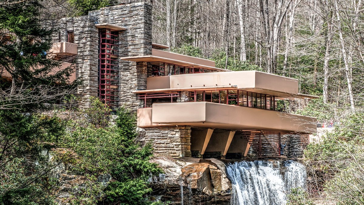 realtordotcom's tweet photo. How much it costs to own a home by a famous architect https://t.co/4NC8Dy8wBn https://t.co/KUviXgoHoZ