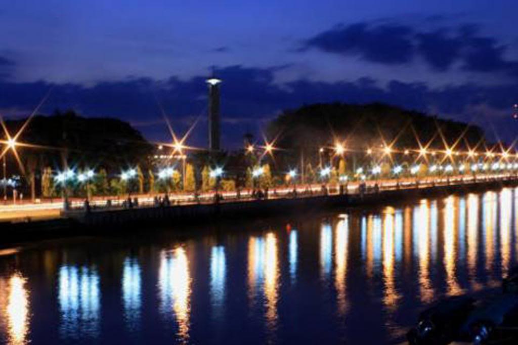 Gita_gilang07's tweet image. Bismillah, bwt bsok k'kota seribu sungai .
#Capcus