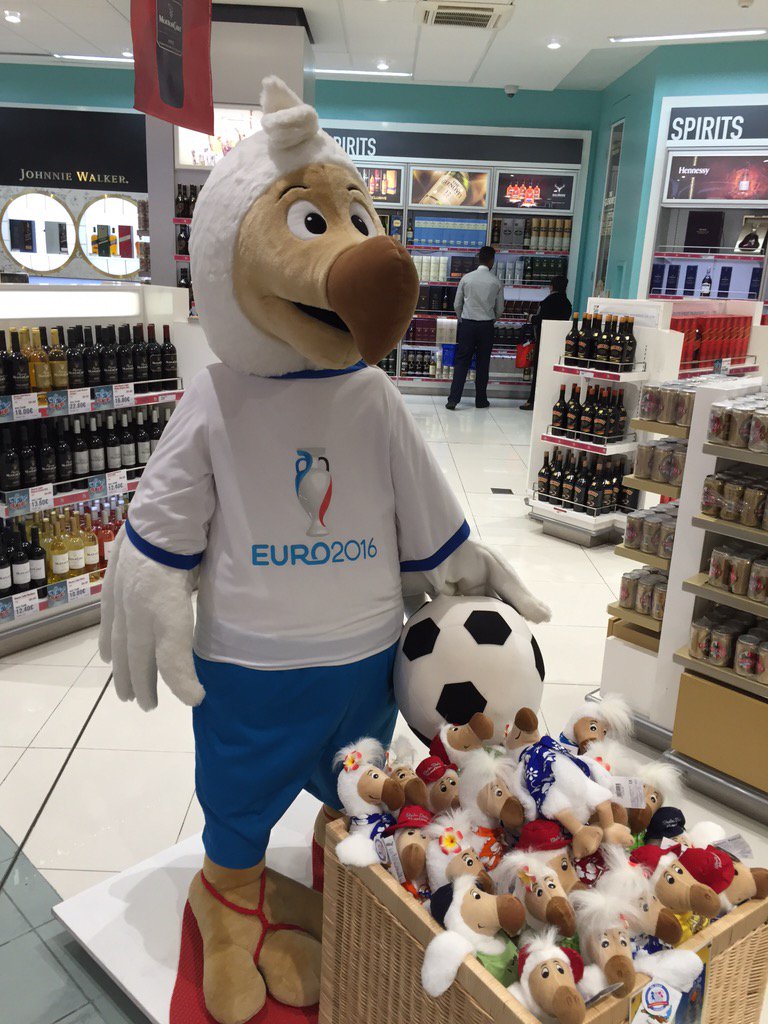 Like this dodo I just saw at the airport I think good international football from England is also extinct #ENGICE