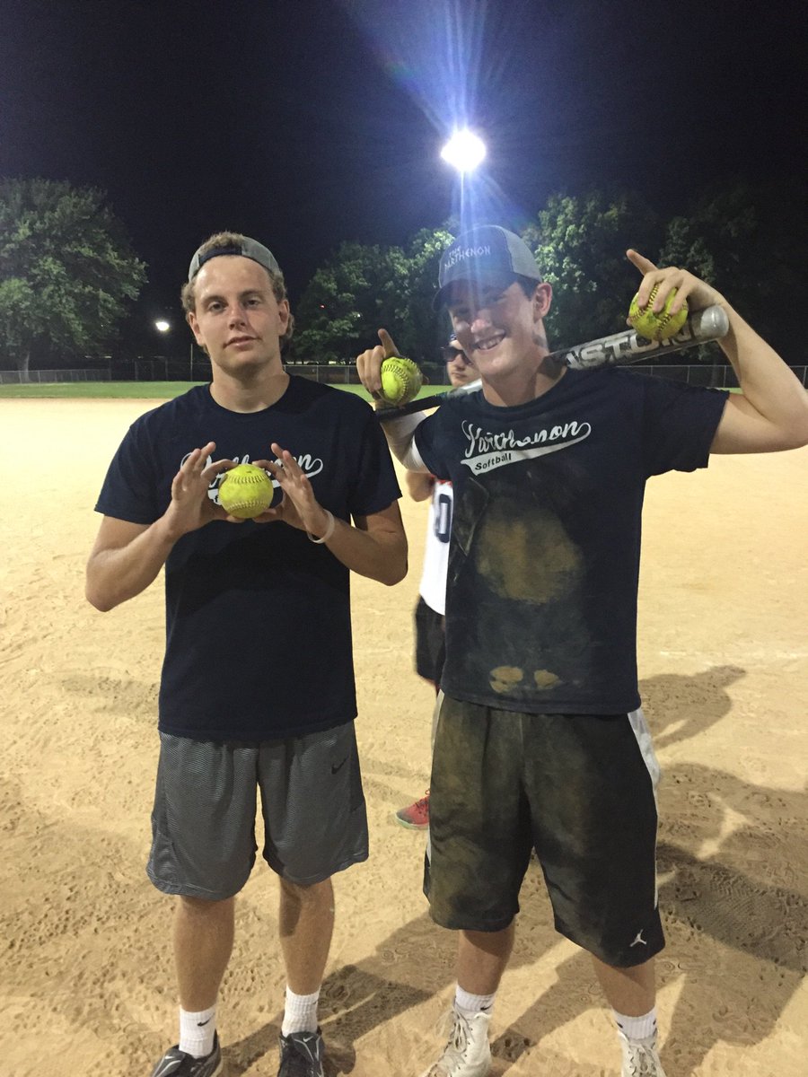 WeHaveSoftBalls's tweet photo. Another "L" but that didn't stop @MichaelBritt123 from jackin' one out &amp; @Bradyd83 from hitting a pair of dingers https://t.co/ruYg8Iyusd