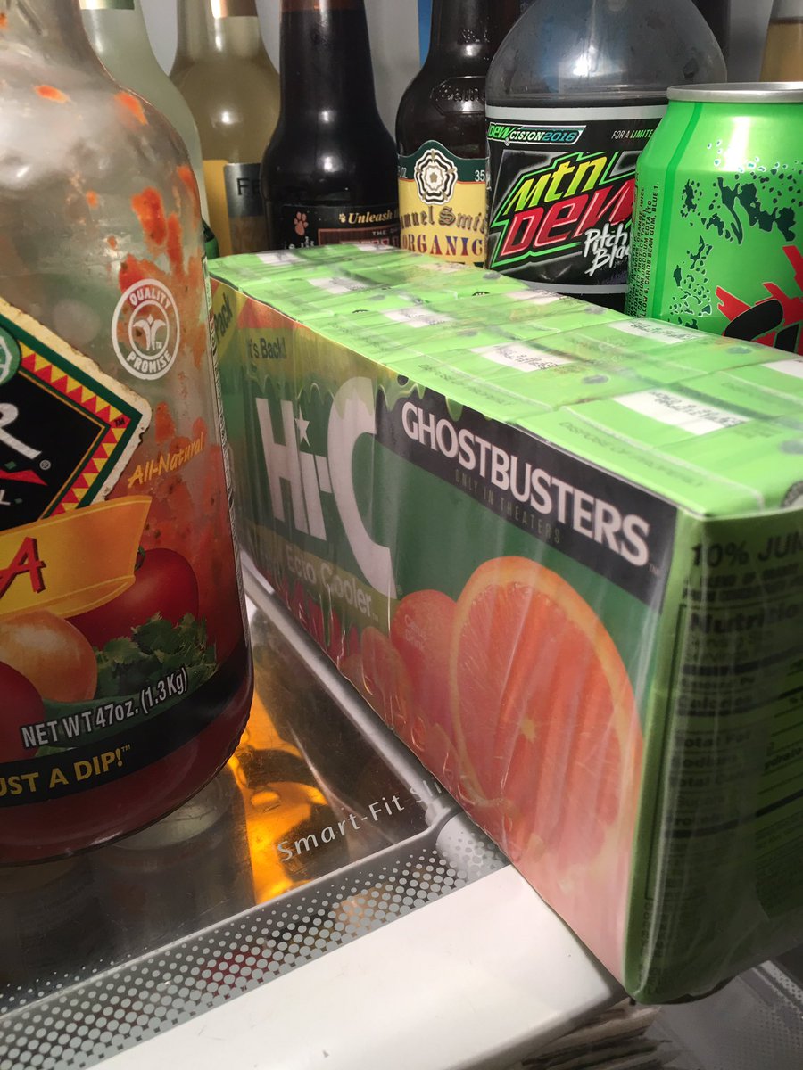 fizzledout's tweet photo. Found juice box Ecto Cooler at Giant Eagle here in Columbus. They're finally stocking them in stores :) #ectocooler https://t.co/wXMbLMydn1
