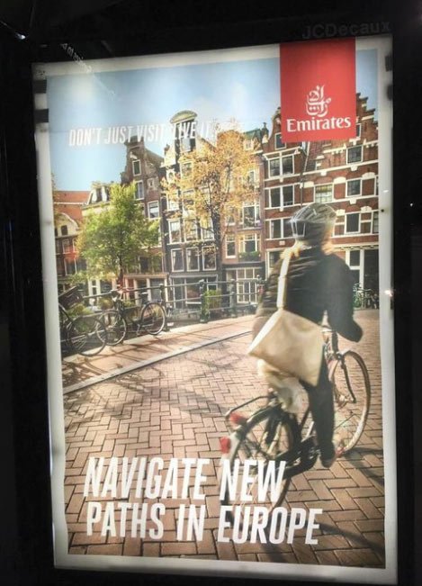 Australian ad showing cyclist wearing a helmet amuses the Dutch on.mash.to/28ZNj20 📷 : <a href="/BicycleAdagio/">Stephen B</a>