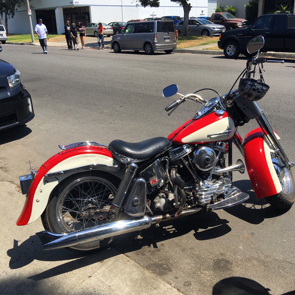 HotBikeMagazine's tweet photo. Hot Bike #FXRBBQ and #DynaDay https://t.co/jHHQybwgsa