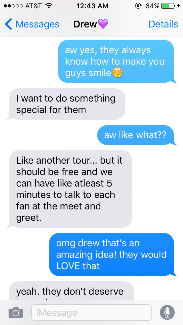 Texting_Emblem3's tweet photo. #EmblemsBreakTheInternet (Drew) https://t.co/FXbBNLnhT8
