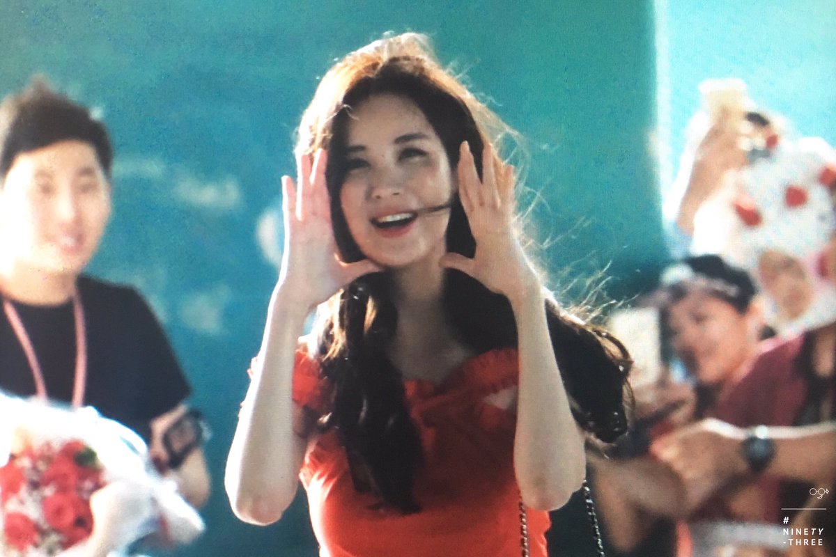  [PIC][28-06-2016]SeoHyun tham dự "SEOHYUN ♥ BIRTHDAY ♥ PARTY" tại SM COEX vào hôm nay CmB3jzpWQAAWbwI