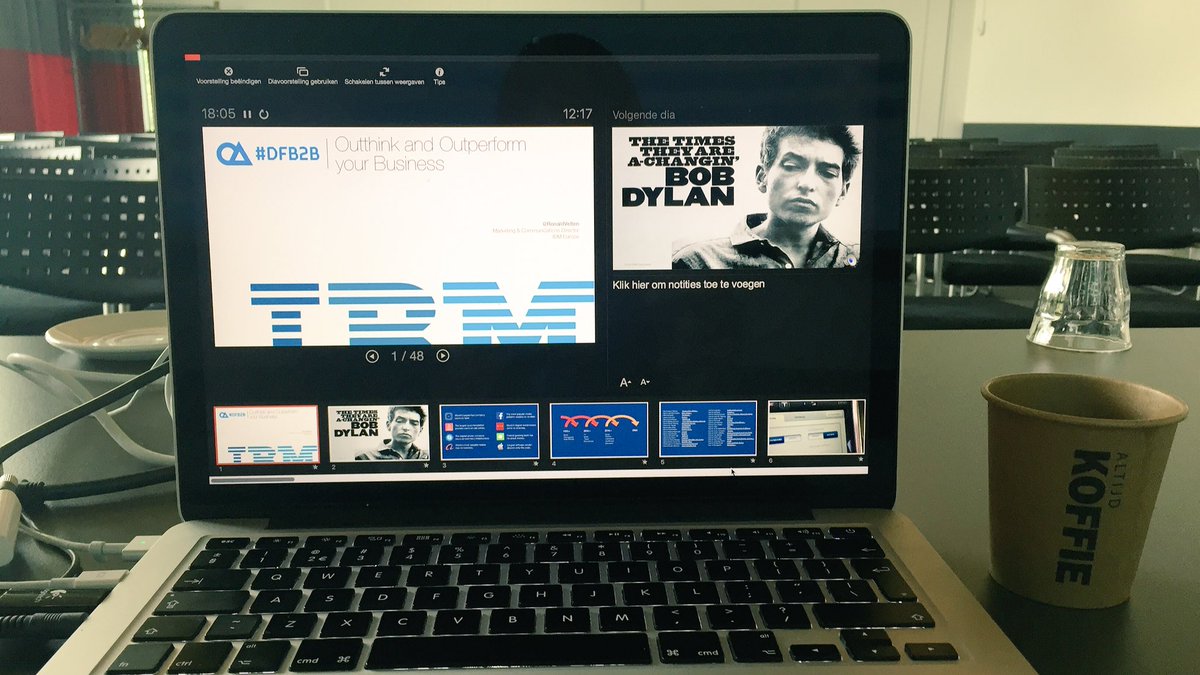 All set to talk about outthinking and outperforming in B2B marketing .... #dfb2b #CognitiveEra #cmo