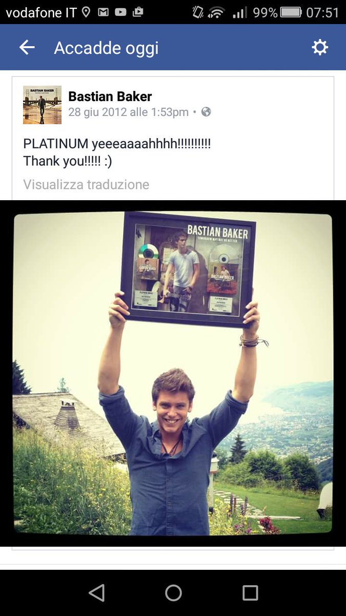 emanuela_emi's tweet photo. 4 anni fa #2012 #BB #TMNBB #platino :-D @Bastian_Baker https://t.co/DOm6pzPBXr