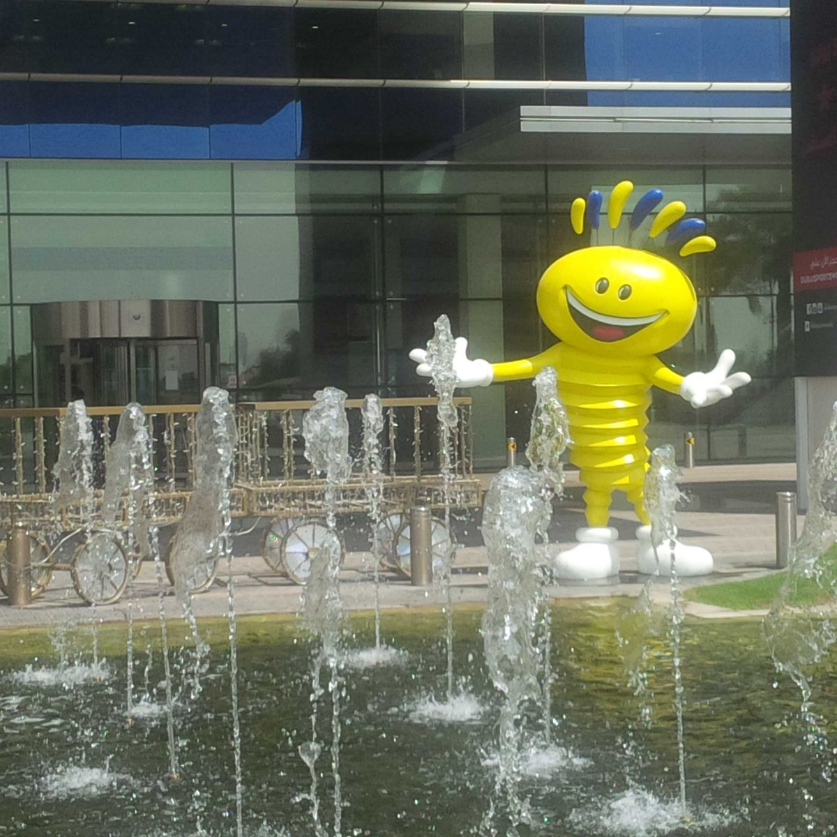 BinduRai's tweet photo. He's baaaaack! #Modhesh #DubaiSummerSurprises https://t.co/jHzPHKprfP