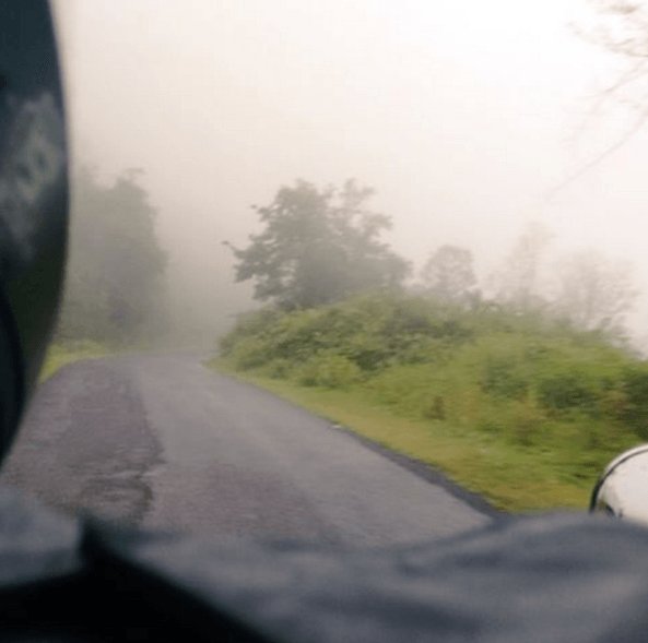 indiblogger's tweet image. Keep going even when the road ahead is hazy and unpredictable! #KeepBlogging blog.indiblogger.in/2016/06/27/and…