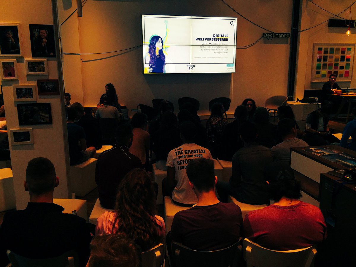 michaelhartung's tweet image. Digitale #Weltverbesserer heute unser großes Schülerevent im #Basecamp von @o2de #o2thinkbig