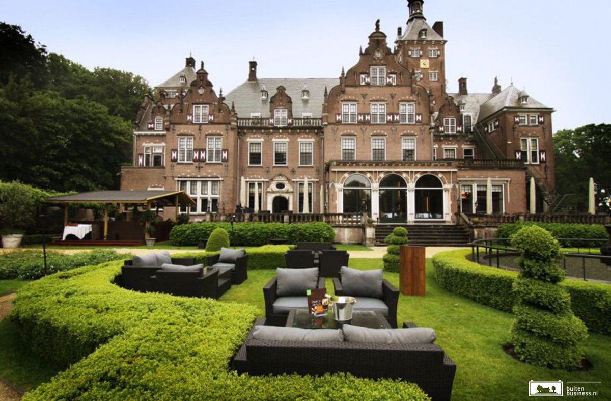 Overleg Nova College Motorvoertuigentechniek, best aardige locatie ;-) swarmapp.com/c/1wN1YsDtP6w