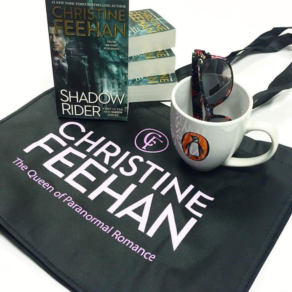 LyssaAnn42's tweet image. Out today! Hope you either preordered or go today to get your copy! @authorchristinefeehan #ShadowRiders