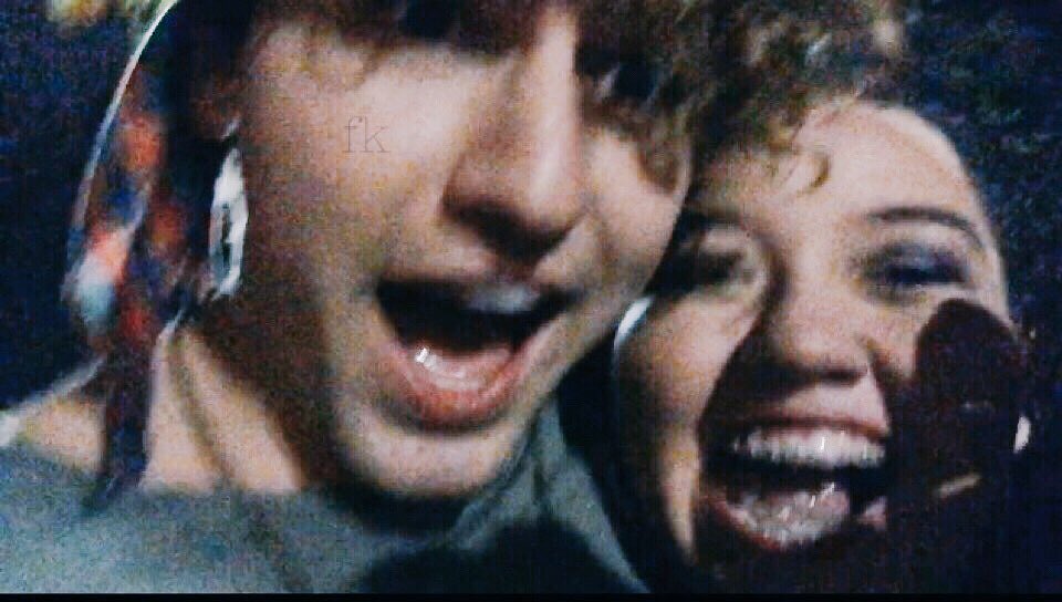 fxythd's tweet image. finally met the man of my life xx #DontTryThisAtHome 🤘🏼✨