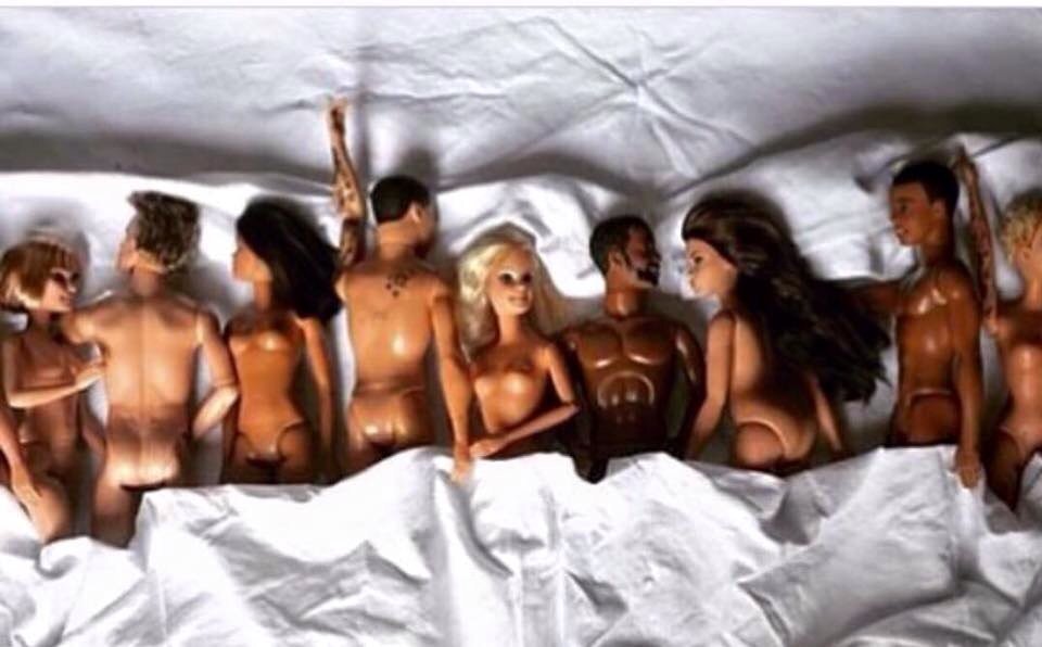 Ecde2Ecde's tweet image. Bedtime fun lol