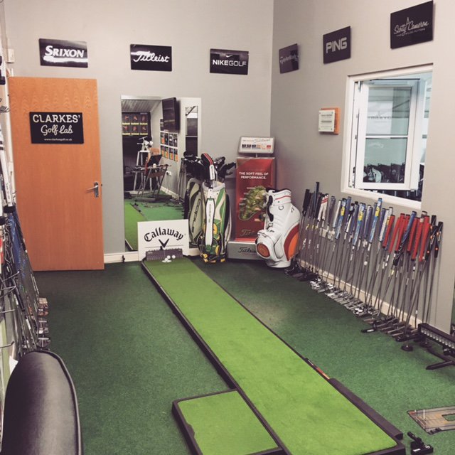 ClarkesPuttLab's tweet image. Call 01744 885294 to improve your putting today.........