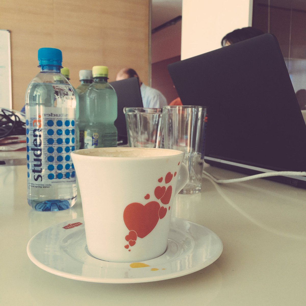 netokracija's tweet photo. ฤim se vi bavite? Mi pijemo vec 3. kavu i 'hackiramo' rjesenje za narudzbu klope ๐ #PodravkaHackathon https://t.co/a5rBpeb2F1