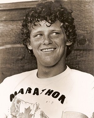 TodayThatWas's tweet photo. June 28/1981 - Terry Fox passes away.  His Terry Fox Run helps raise money for cancer research every year. https://t.co/9dV1kc4DlF