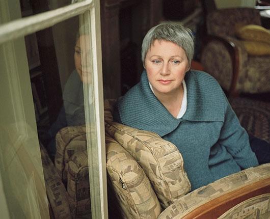 ClashMagazine's tweet photo. Ease into the day with this beautiful piece of music from Elizabeth Fraser. https://t.co/FVGYyYXUMy https://t.co/0UeSDRAsnn