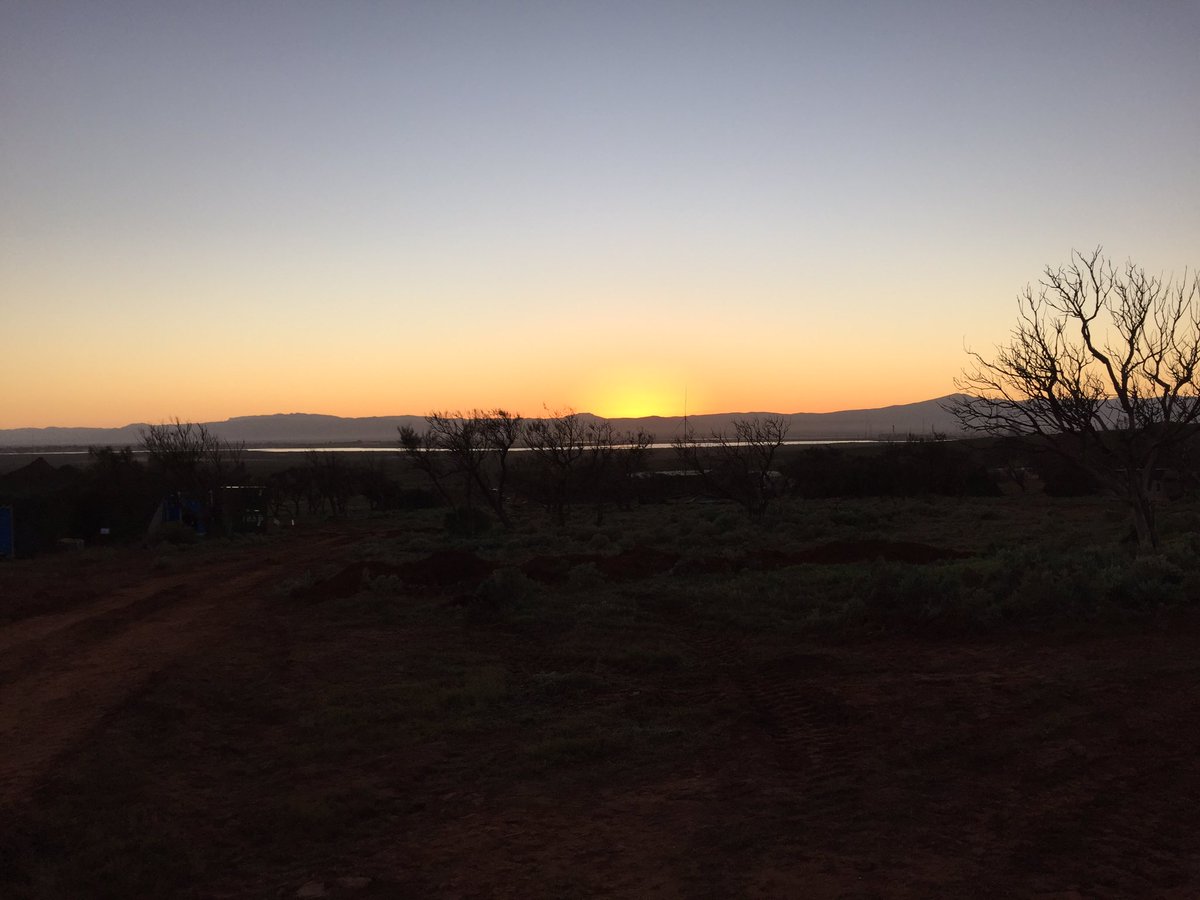 mjc7551's tweet photo. Morning #ExHamel https://t.co/0l7MiFgWKx