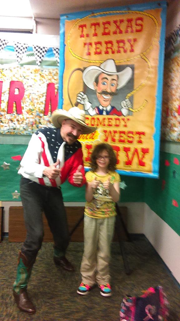 JennieDMills's tweet photo. #TTexasTerry #Mylilsis #GrandviewLibrary #MCPLPrograms #MCPLgo #GrandviewMissouri https://t.co/LeEU27JGpE