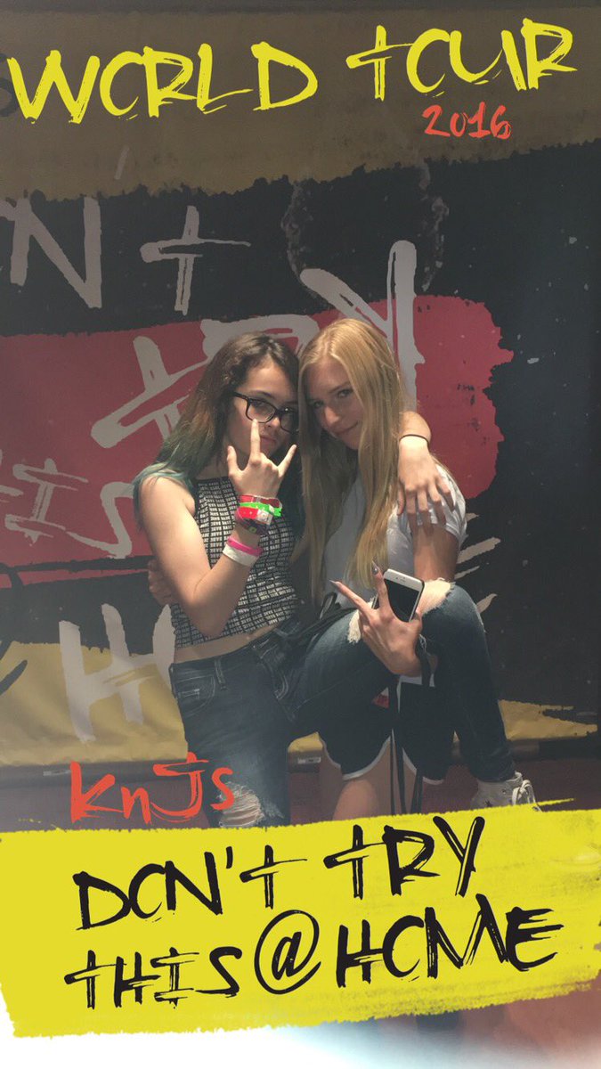 Lckygrl13's tweet photo. Thanks @KianAndJc @KianLawley @jccaylen It was worth it @onlyaiono They had a blast!!! #3vips #2vips https://t.co/whOnIulSFh