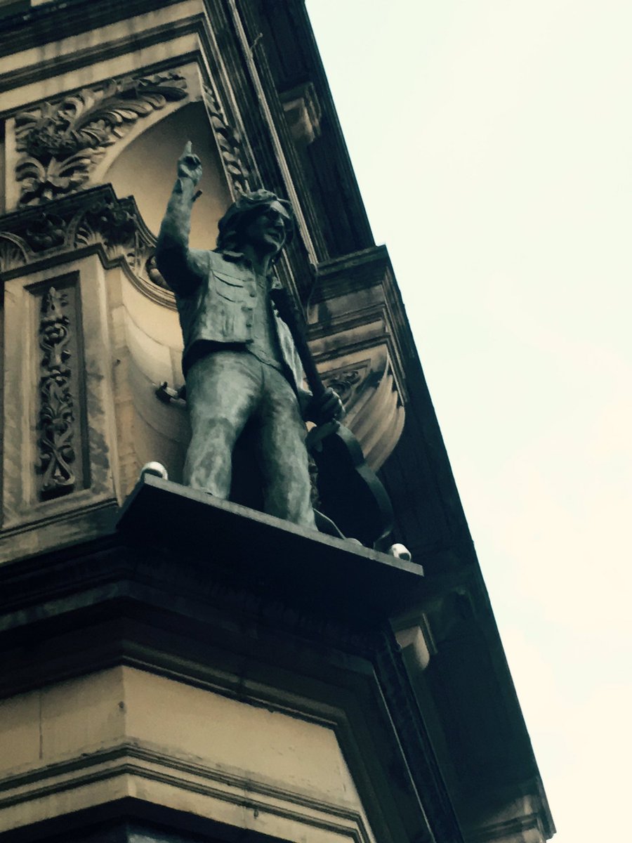 Bus tour today of Liverpool on <a href="/PenicuikHS/">Penicuik High School</a> History/Music trip 2016 after a fantastic music tour @PenicuikMusic