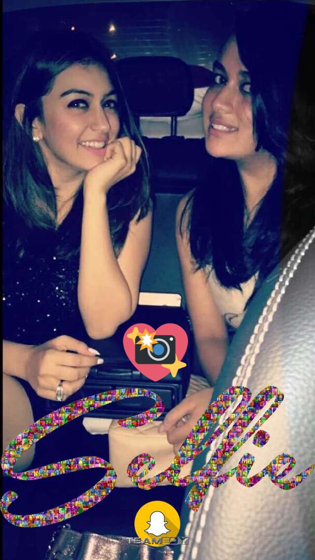 eoyentertainmen's tweet photo. #Selfiebabies   @ihansika @Hansika_ofc #FranceFans https://t.co/ChoWdy5D8g