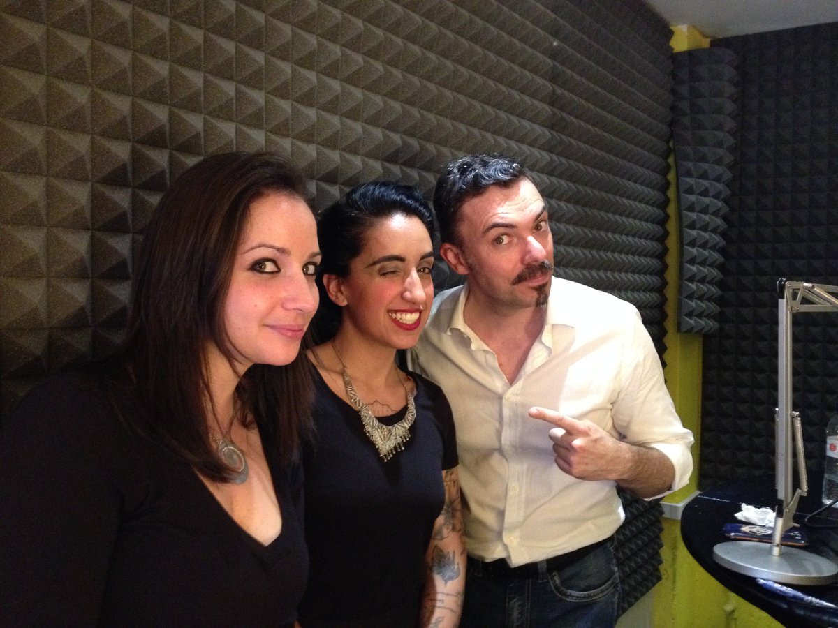 La puntata di ieri con Ella Bottom Rouge è in replica alle 17.30 in streaming su radioblabla.net! #burlesque