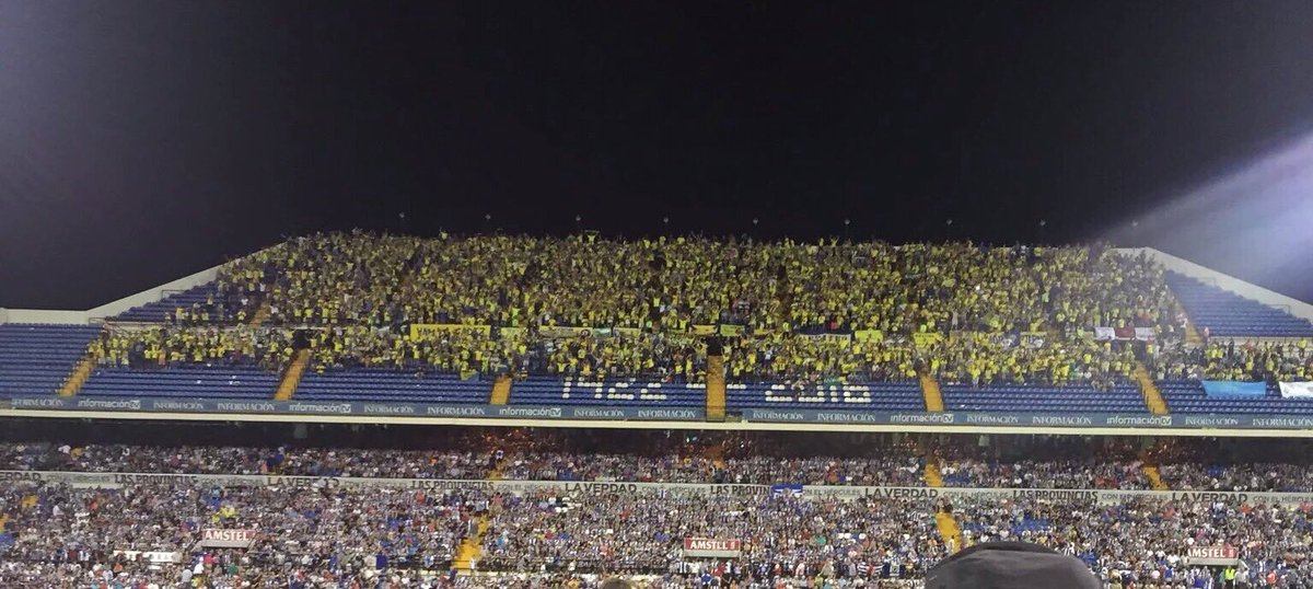 AficionCadiz's tweet photo. 3er desplazamiento PlayOff:

Cerca de 4.000 cadistas invadieron Alicante. Desplazamiento que jamás será olvidado. https://t.co/TvvFdE6fER