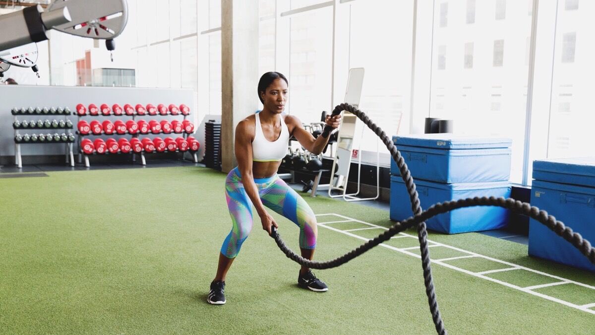 SashaExeter's tweet photo. Finally a laundry detergent that works as hard as I do 💪🏾 https://t.co/jZZ00BFCQZ .@Tide #GetsItOut https://t.co/gI3u2YHu94