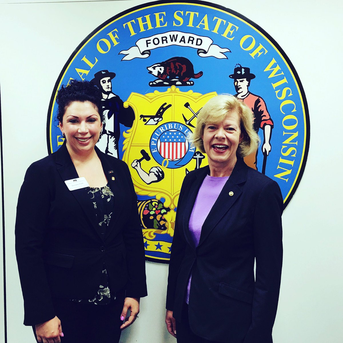 SuburbanBeef's tweet photo. Thank u @tammybaldwin for meeting w/ me to discuss issues in #agriculture affecting #WI #farmers. #AFBFYFR #agproud https://t.co/Zfv0fpvVEz