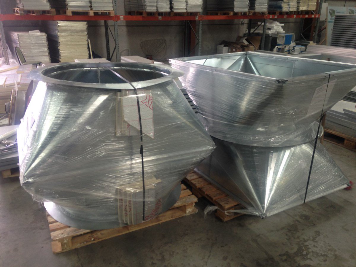 PanelDuct's tweet image. Final delivery for Digiplex Data centre in Sweden- Our square to round pieces &amp;amp; transitions #panelduct #datacentre